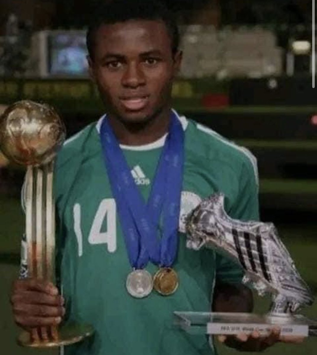 indispensable David tweet media