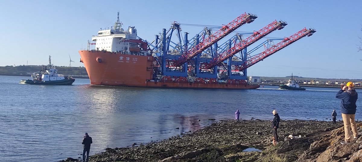Cobh2024's tweet photo. Cranes departing Cork Harbour this morning bound for Hamburg...

@KENNYTCORK @CobhTourism @corkbeo @PortofCork @PaulByrne_1 https://t.co/1ZyabvbgOQ