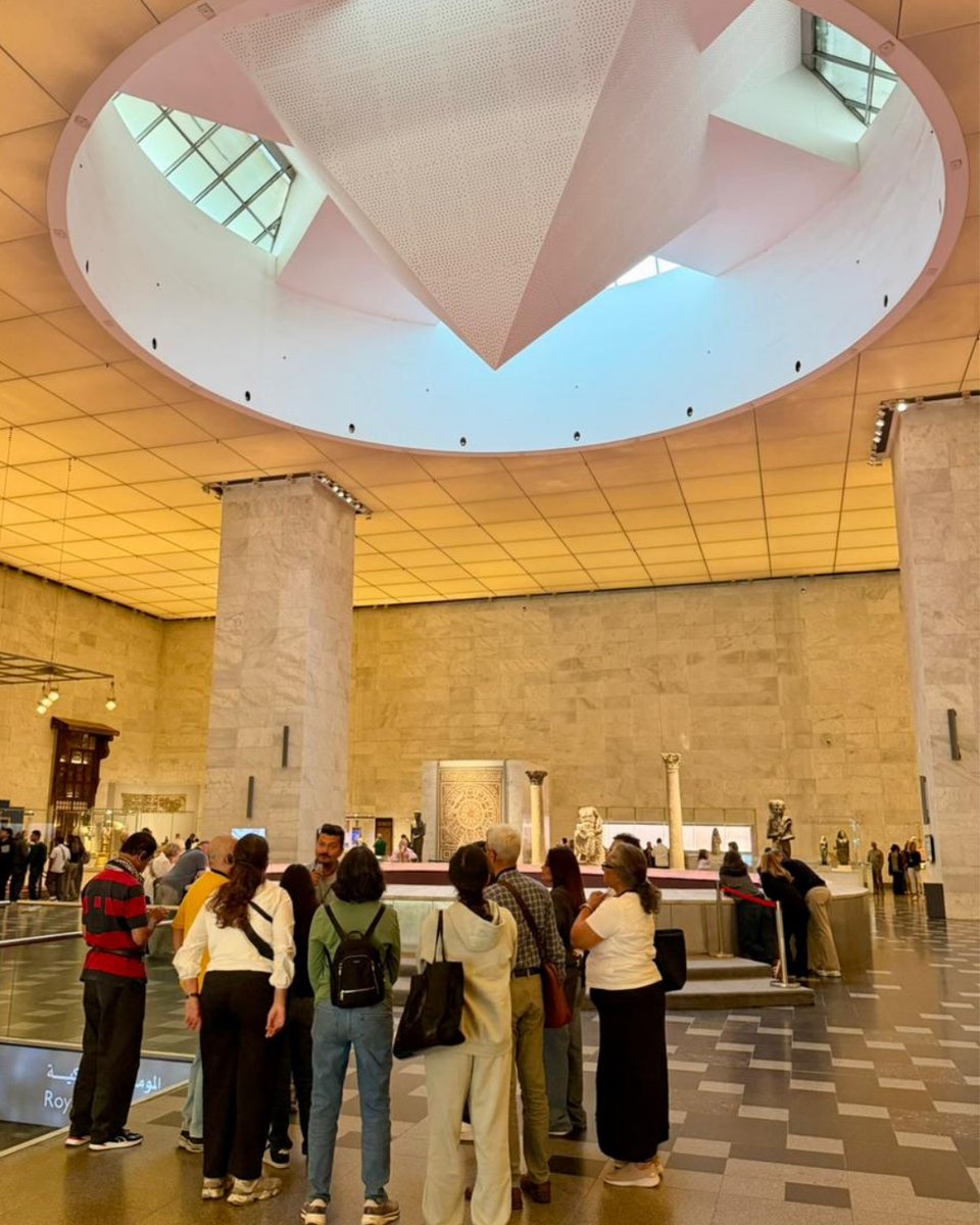 Travel With KHAKI tweet media