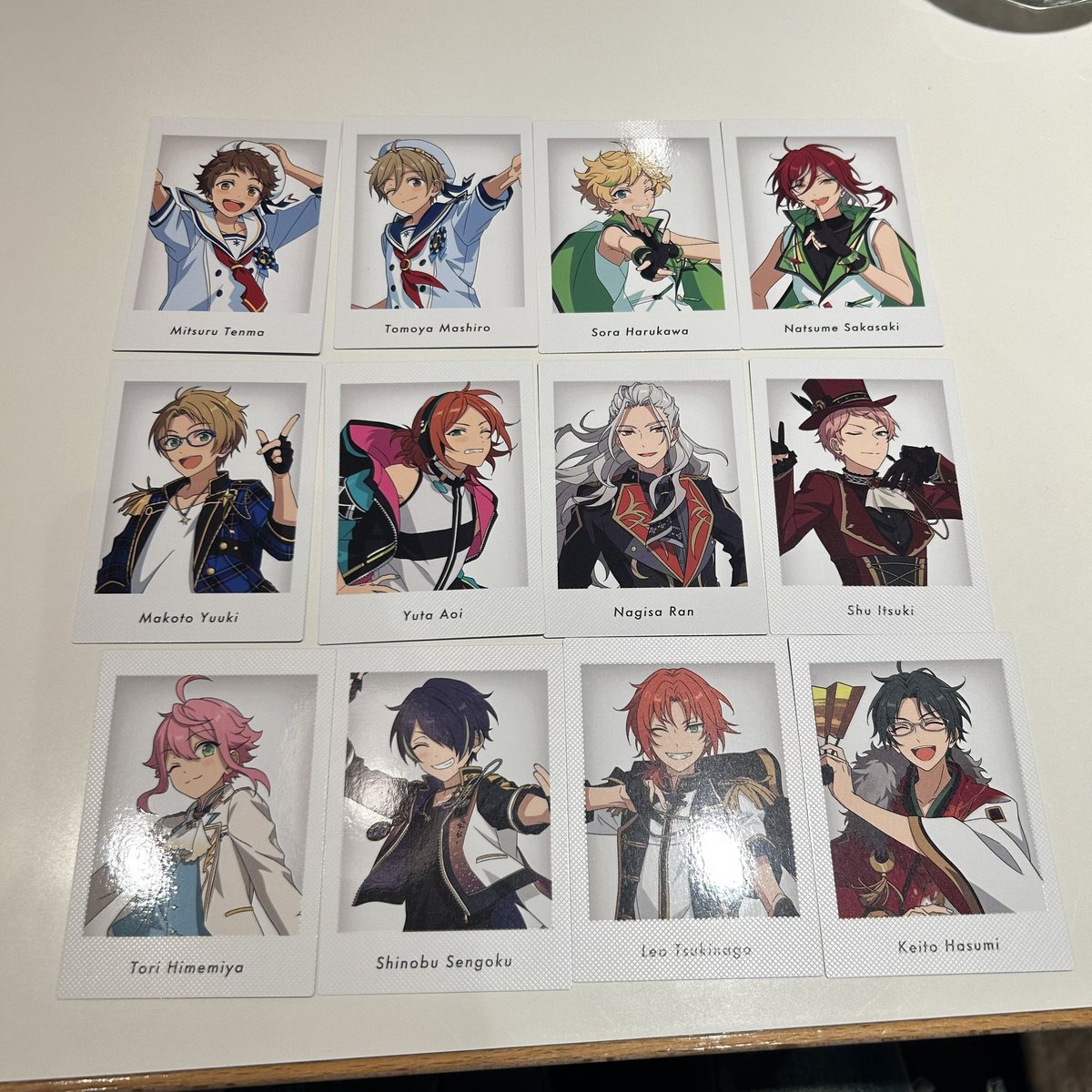 sachan296's tweet photo. 【交換】あんスタ展 展示会 特典 ぱしゃっつ 10周年

【譲】司 凪砂 スバル 桃李 弓弦 紅郎 敬人 エス カンナ 鉄虎 巽 藍良 マヨイ 斑 夏目 光 友也 宙 真 ゆうた 宗 忍 レオ 一彩 真緒 創 

【求】ジュン＞晃牙(10周年のみ)

只今サンシャイン、池袋にて手渡し
よろしくお願いします。 https://t.co/V4f9zPifEL