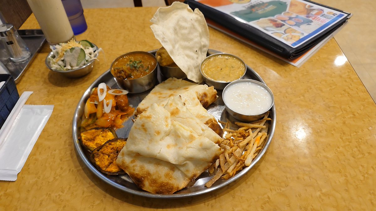 kazunii_Japan's tweet photo. シムランダバ スペシャル(チーズナン変更)…#chickenchaap #brinjalfry #eggtadka #kurkuriarbi 
シムランダバ Resturant &amp; halal food/千葉県船橋市習志野台２丁目 https://t.co/1yTeuxaVZW
