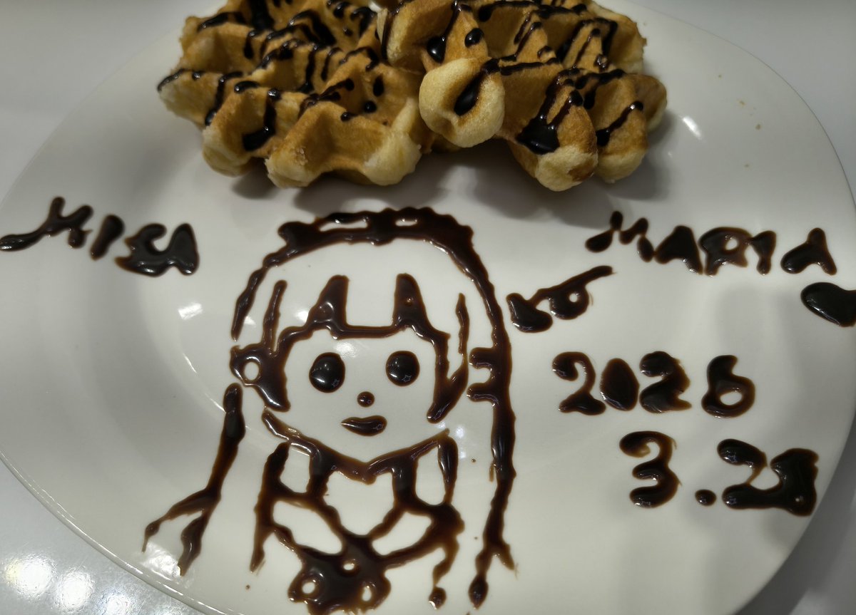 offshoreranikai's tweet photo. ミアカフェを離脱した
ミサさんにマリアさんを、マリアさんにミサさんを描いてもらったよ https://t.co/ODEoTOXH45
