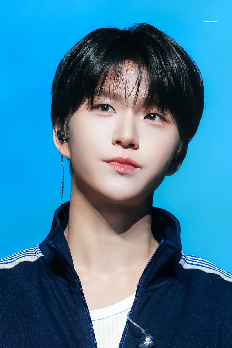 𝒊𝒔𝒏𝒐𝒕𝒅𝒓𝒆𝒂𝒎𝒔 tweet media