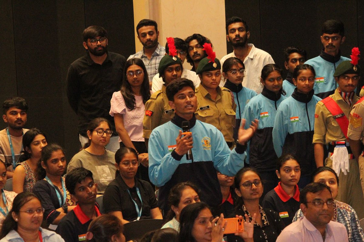 Dr Mansukh Mandaviya tweet media