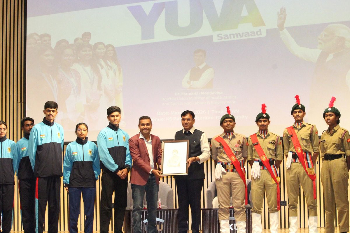 Dr Mansukh Mandaviya tweet media