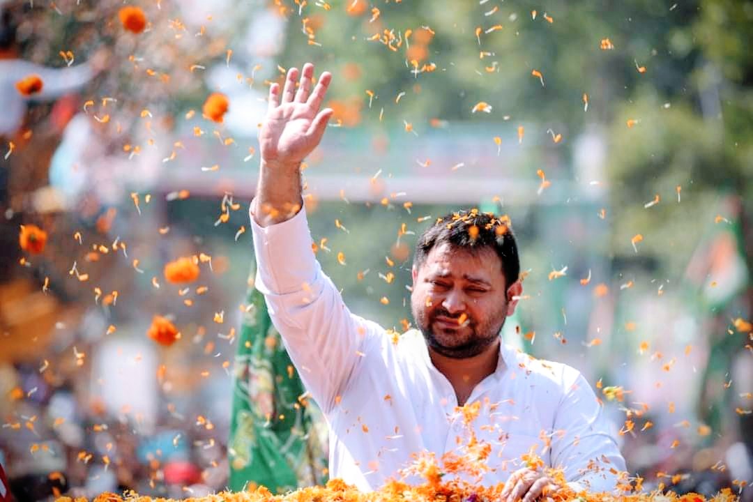 omprakashrjd's tweet photo. बिहार को मोदी नीतीश ठगा हैं
बिहार की जरूरत है तेजस्वी।
@yadavtejashwi @OfficeOfSanjay  @highlight 
#highlight #TejashwiYadav #facebook #bihar #RJD https://t.co/VAFbThWKmZ