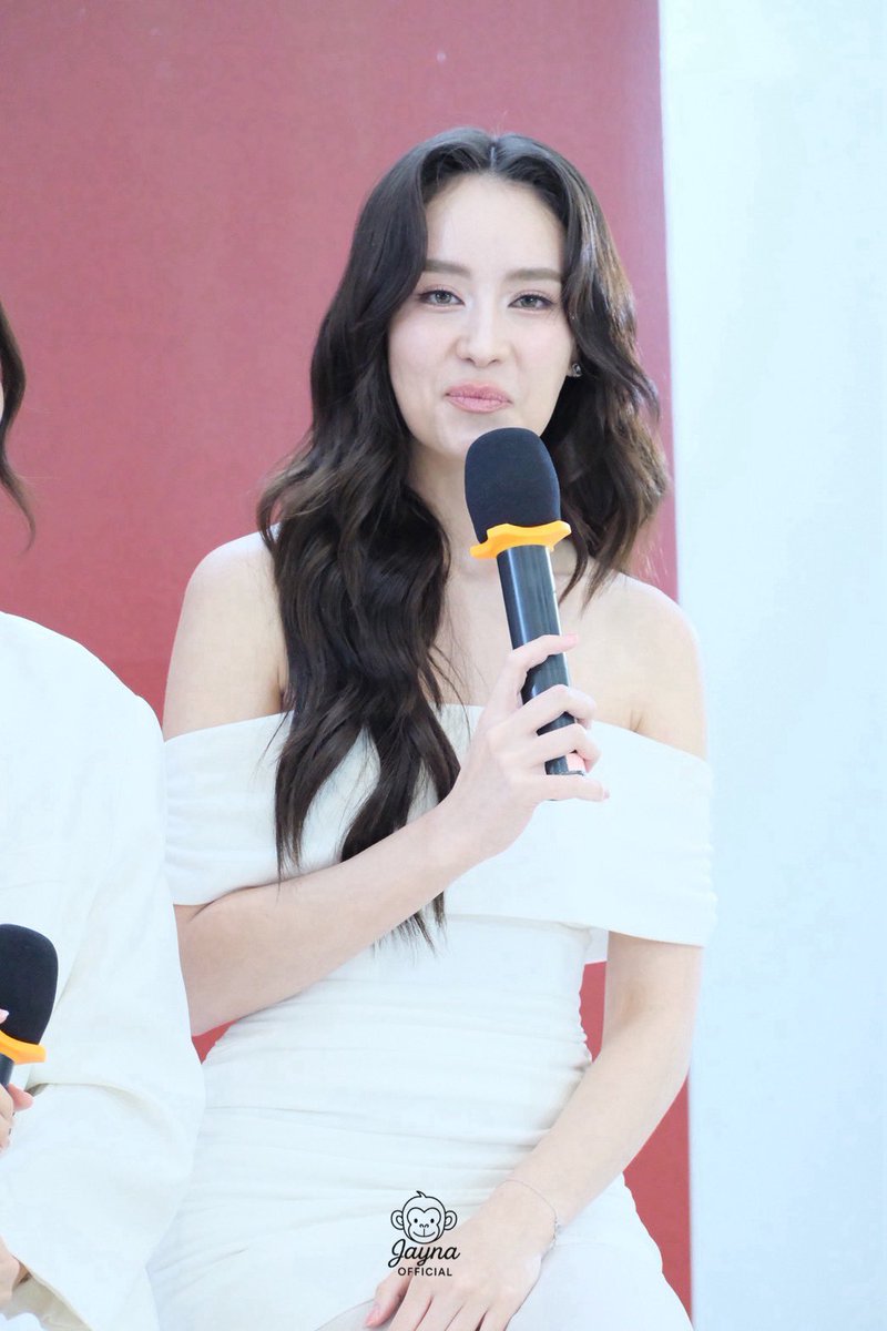 Jayna Angelina Official TH tweet media