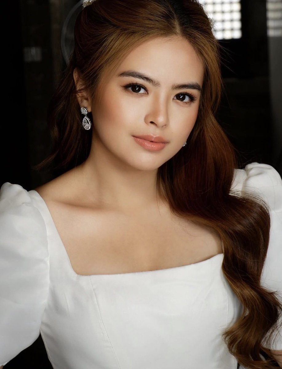 𝐞𝐥𝐨𝐢𝐬𝐚 | kaldereta ni kino tweet media