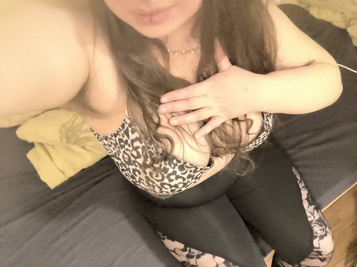 Anna2075's tweet photo. ���� Das bekommst du 
mit deinem Abo 💗 
🔗 https://t.co/YvQ5i6elhh

👉 Täglich neuer nackter Content im Feed 
👉 Live Aufnahmen 👅 
👉 Nahaufnahmen 👅
👉 Full Nude Content für Abonnenten  
👉 Dirtytalk Videos
👉 Fetische (SQUIRT, NS, Pups, Speichel, KV)
👉 Fisting, Dehnungsspiele 👅
👉 Anal Clips
👉 Wichsanleitungen
👉 Wichscountdowns, Spritzcountdowns
👉 Wunschcontent 
👉 Füße
👉 SQUIRTING
👉 Toys, Dildos, fingern 
👉 Kleinschwanz Erniedrigung 
👉 Heiße Rollenspiele❤️‍🔥
👉 Cuckolding Talk, POVs
👉 Wünsche? Schreibe mir direkt 💕

#newporn #4based #pornographie #pornography #nudity #fetish #kinky #adultsonly