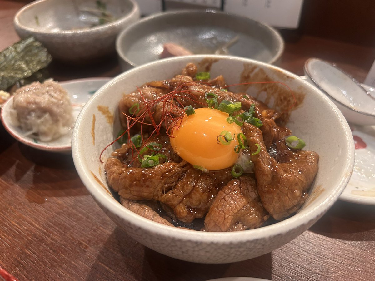 こおり tweet media
