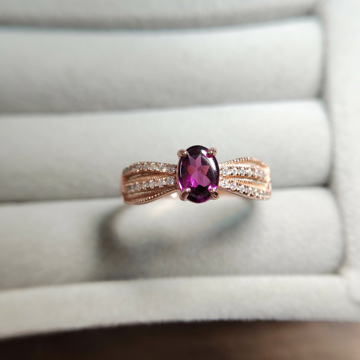 もにゃ tweet media