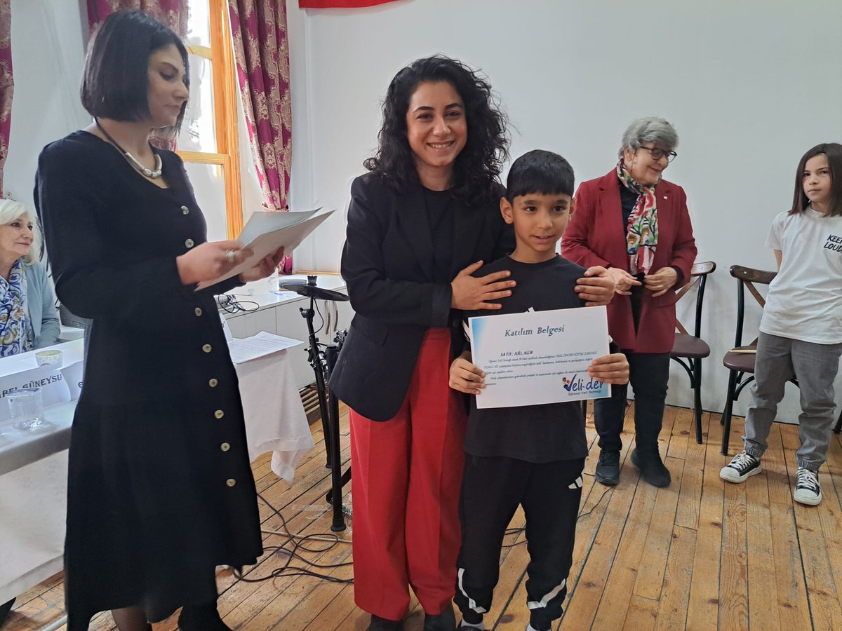 Öğrenci Veli Derneği tweet media