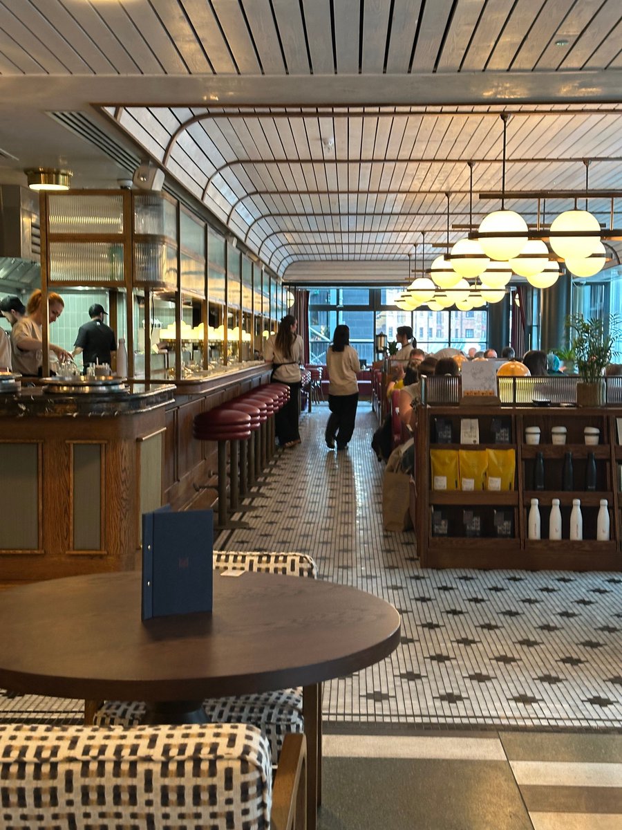 Confidential Guides tweet media