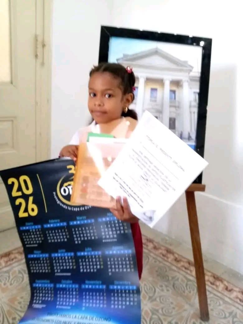 Muchas felicidades! 💐 la  pionera Liz Nayeli Betancourt de la escuela "Rubén Carrillo Sánchez" obtuvo mención en el concurso realizado por el <a href="/citmacuba/">Ministerio de Ciencia, Tecnología y Medio Ambiente</a>  " Donde corre el agua crece la igualdad" # #EducaciónVillaClara #VillaClaraConTodos <a href="/CubaMined/">MINED</a>