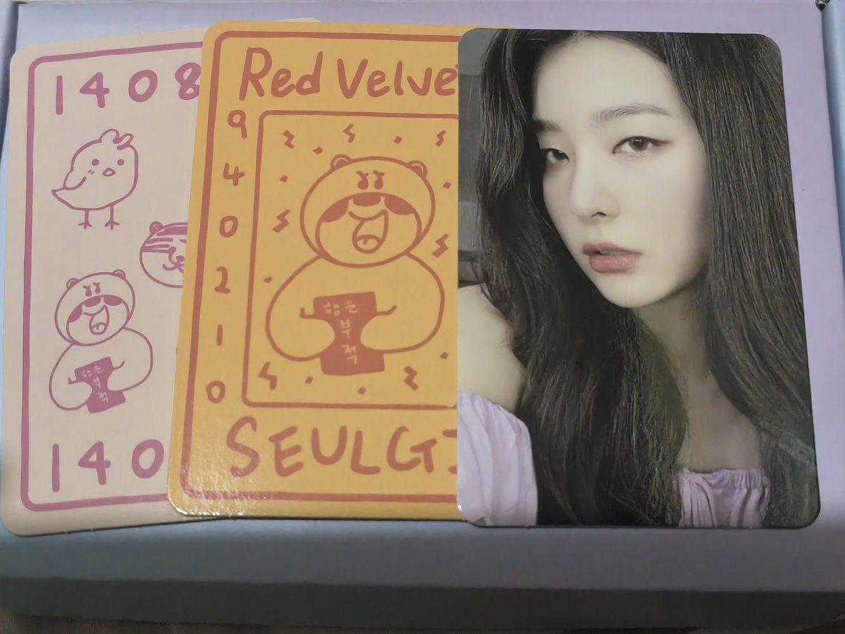 rvis5_'s tweet photo. WTS LFB PH onhand

SEULGI 8th RV anniversary
Lucky card set

450.00

Tags: red velvet https://t.co/3tDbA4BYW4
