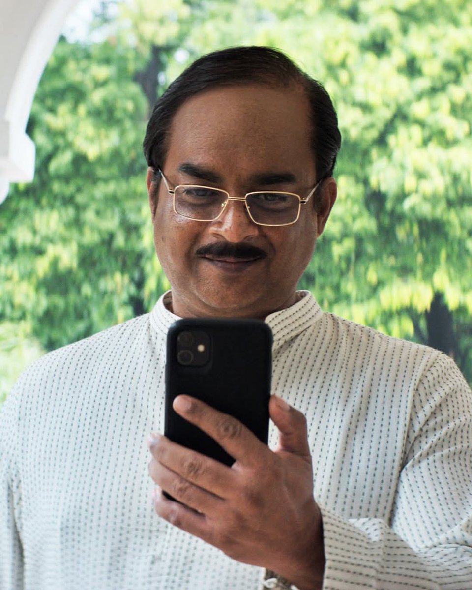 Vishnu Writess tweet media