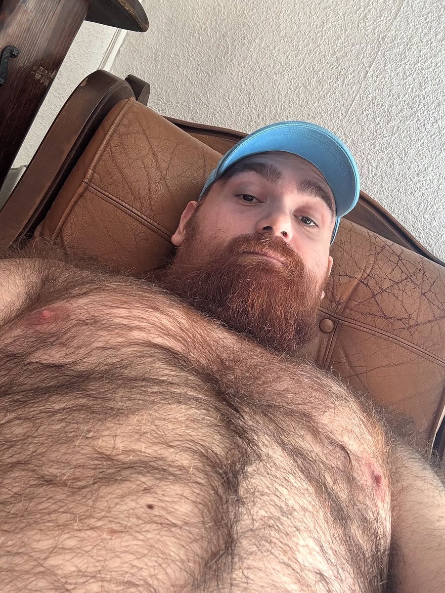 B34RF33TM4ST3R tweet media