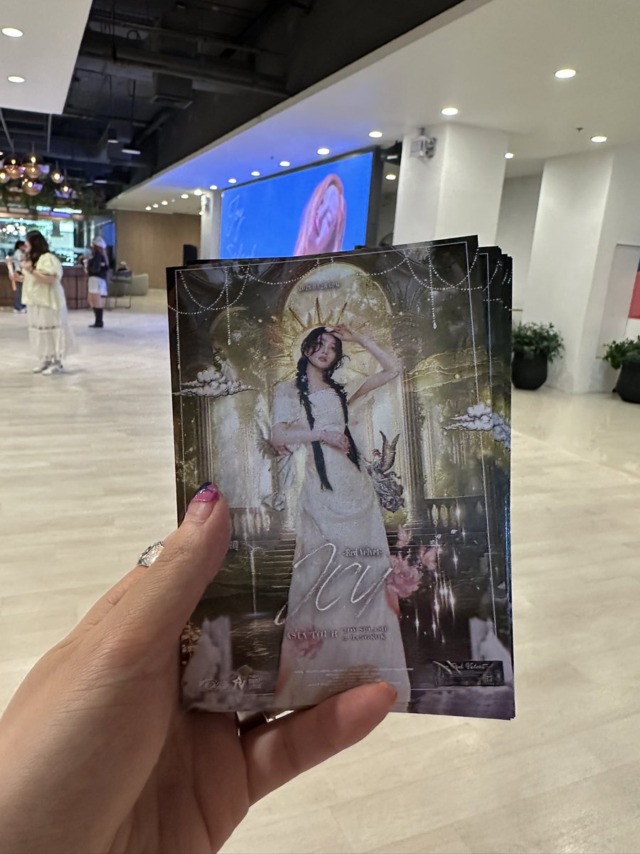 WINTLE❄️ tweet media