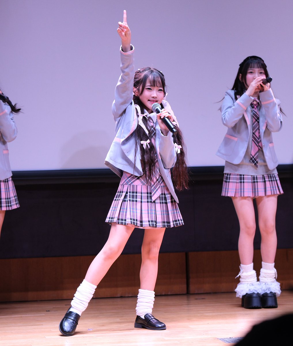 alpha900 tweet media