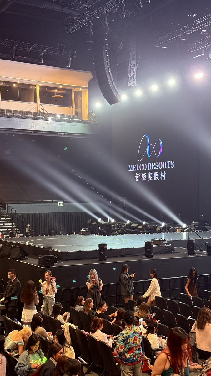 ˖ ᴊɪɴʙᴀᴍᴊᴀᴄᴋɢᴇᴛɪᴛ ☺︎🪐🦊 tweet media