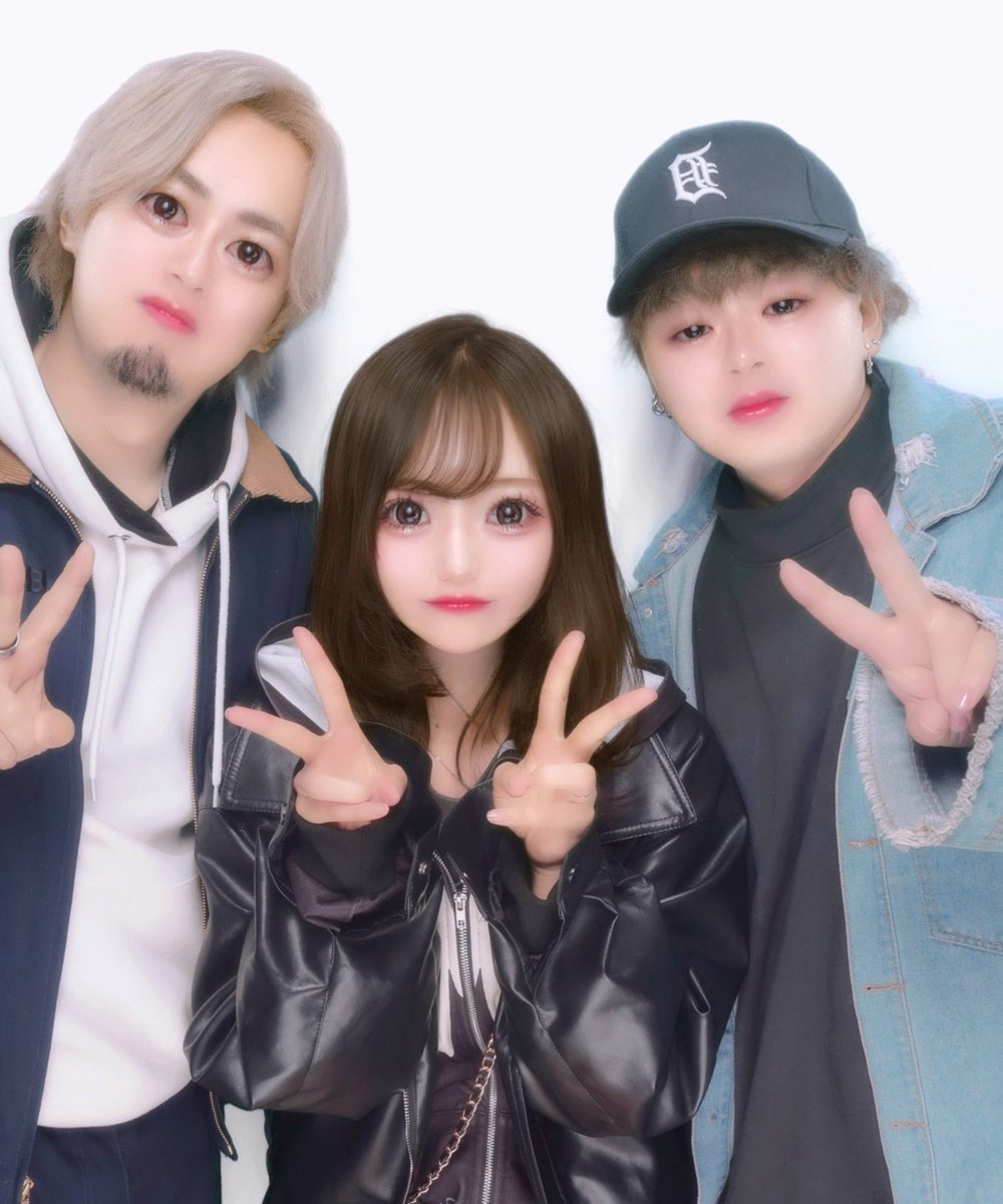 は る ∞ tweet media