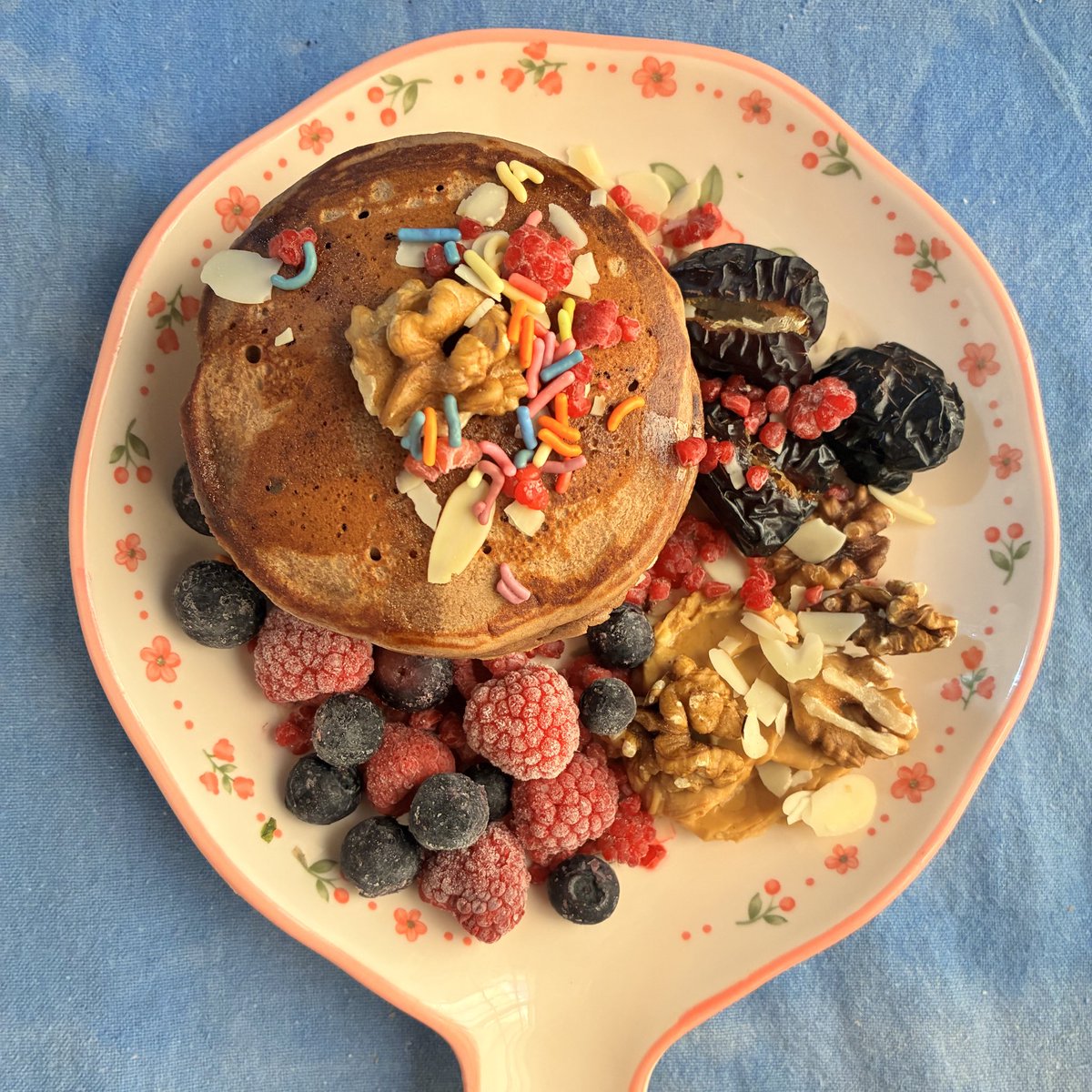 𝓙 جلي tweet media