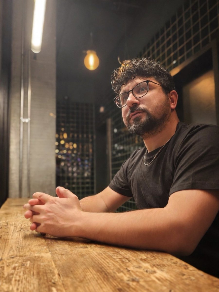 Azad Penaber tweet media