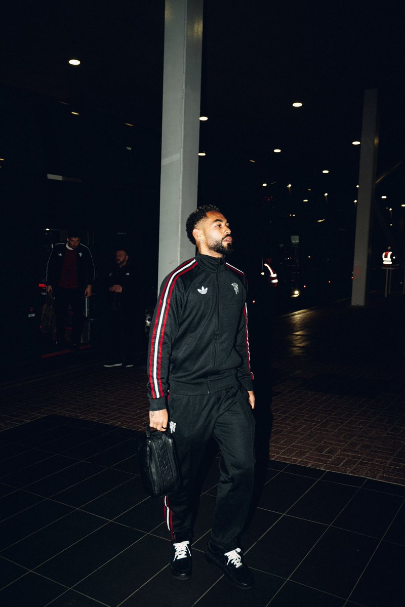 𝐅𝐚𝐧 𝟏𝟎 tweet media