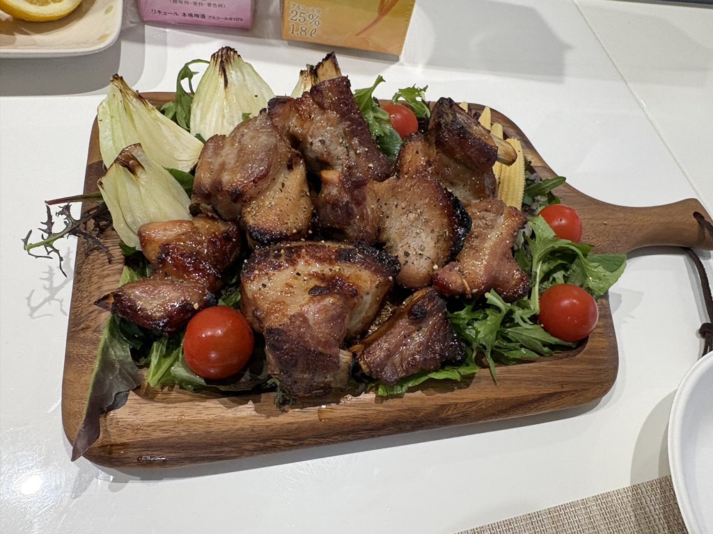 おむーら tweet media