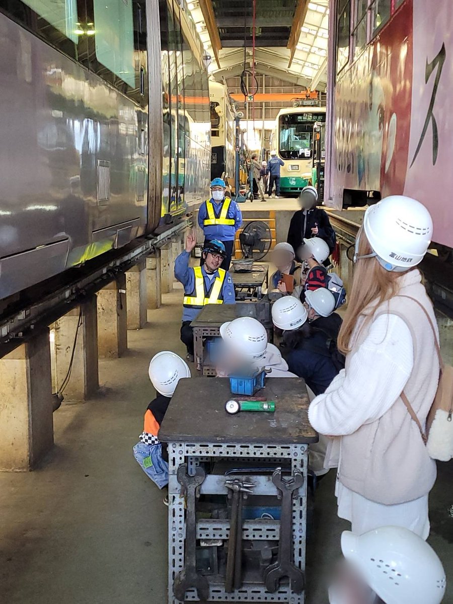 富山地鉄アテンダント【公式】 tweet media