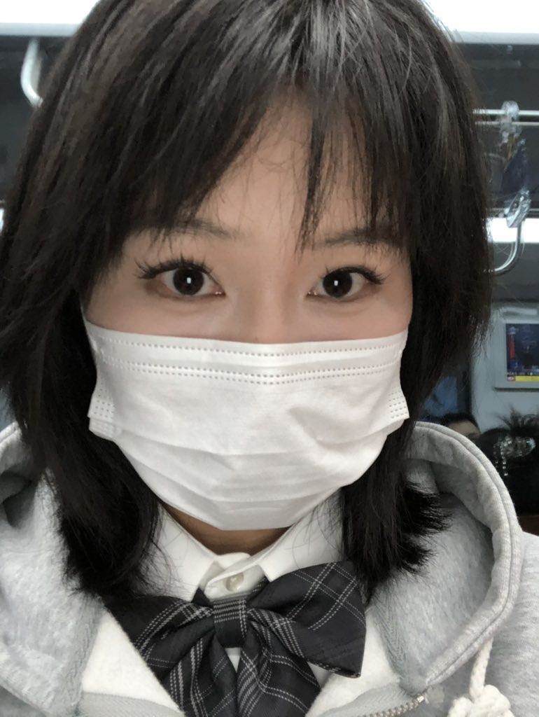 会烧白开水 tweet media