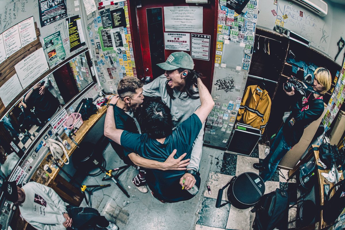 AIRTONIC tweet media