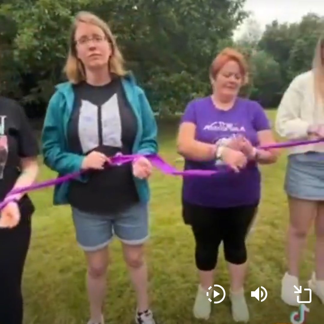 sabrinot. tweet media