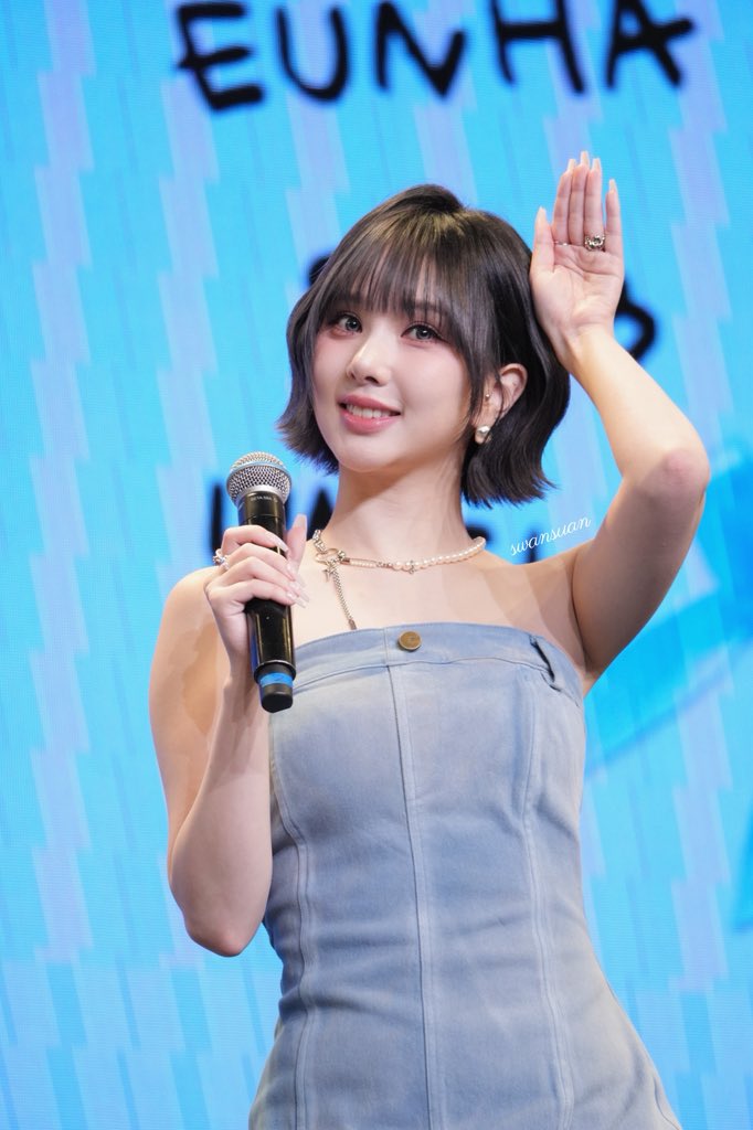 swansuansuan's tweet photo. 260328 杭州FM
#은하 #비비지 
#EUNHA #VIVIZ https://t.co/HJZB1HPDw3