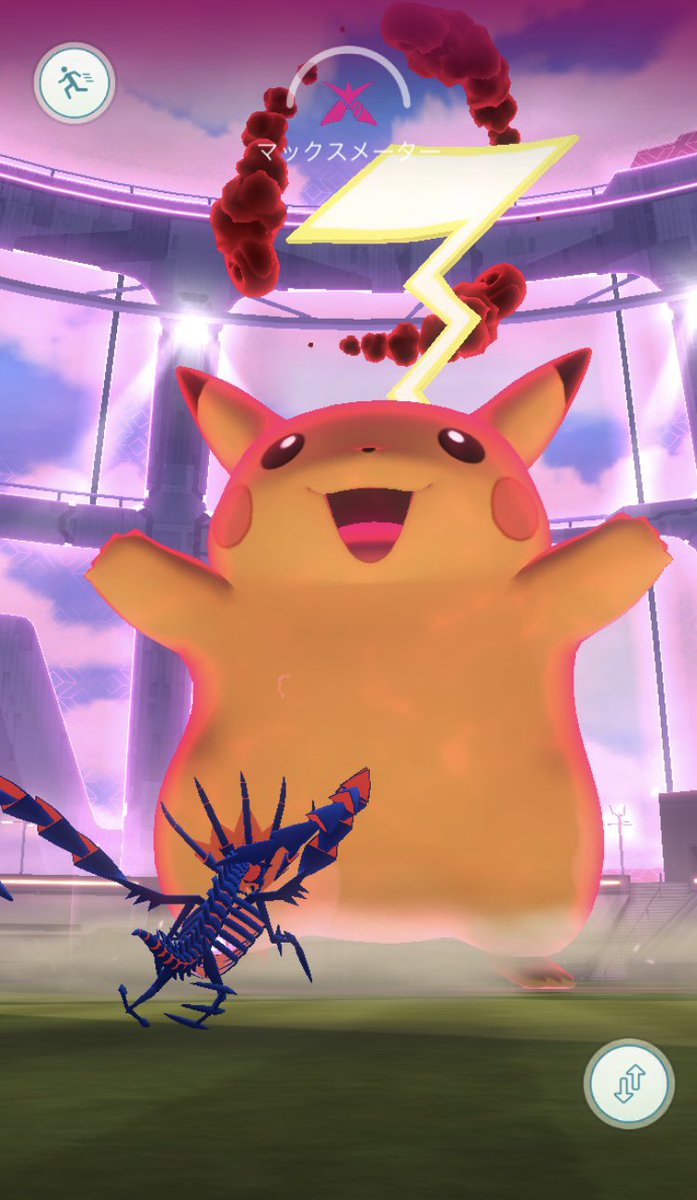 こむさん tweet media