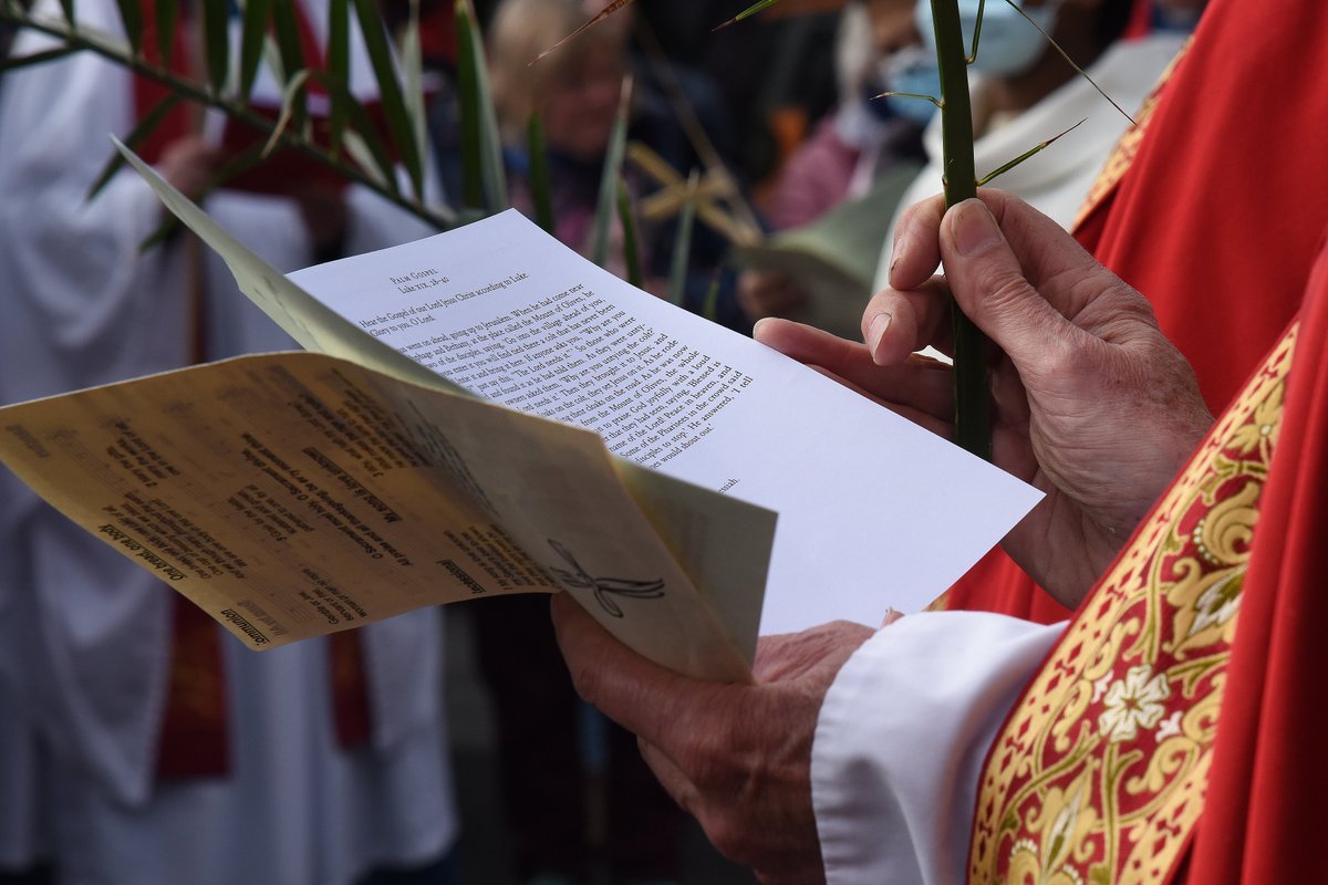 Hereford Cathedral tweet media