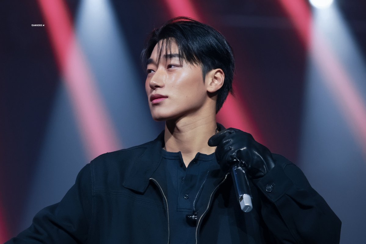 saniverse ♡ tweet media