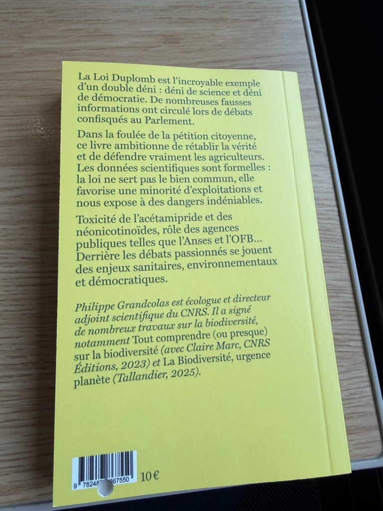 Hugo Clément tweet media