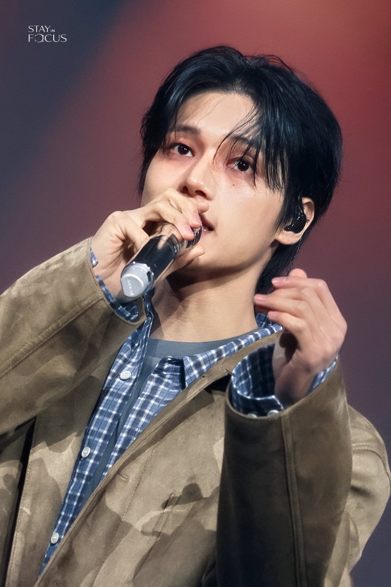 STAY IN FOCUS tweet media