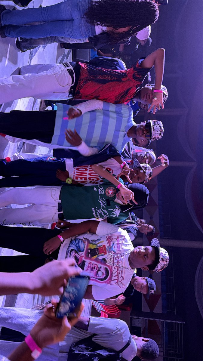 sickofsociety tweet media