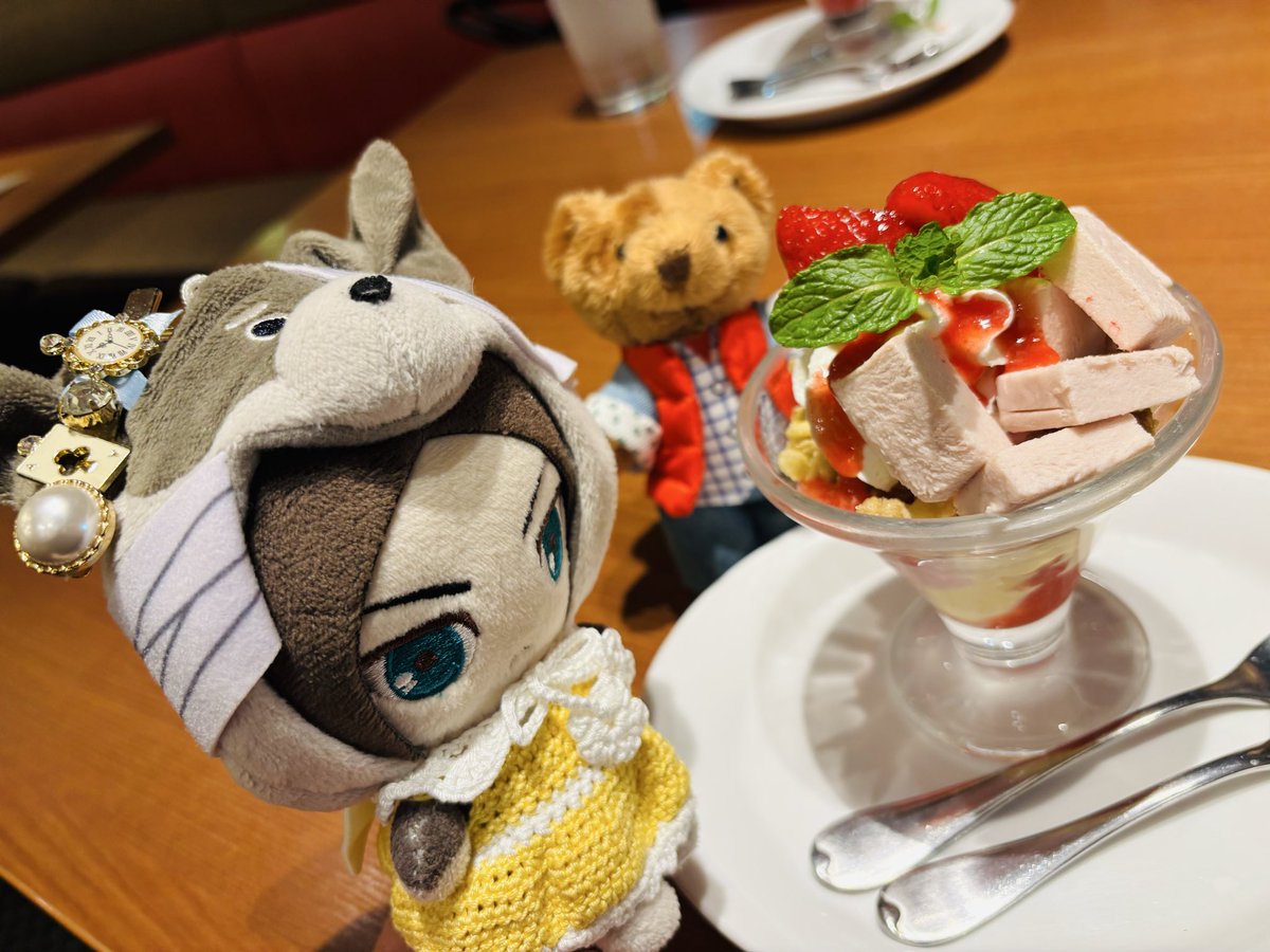 わんこの後ろの♡は長女と次女です🥰💗