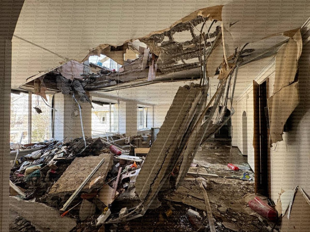 GoncharenkoUa's tweet photo. This morning Russia attacked medical centres in Odesa! 

A maternity hospital was severely damaged as a result of attack, several medical centres, including children's clinic and inpatient department. 

That's the terror Ukraine protects whole Europe from. https://t.co/rHBTFrOxH2