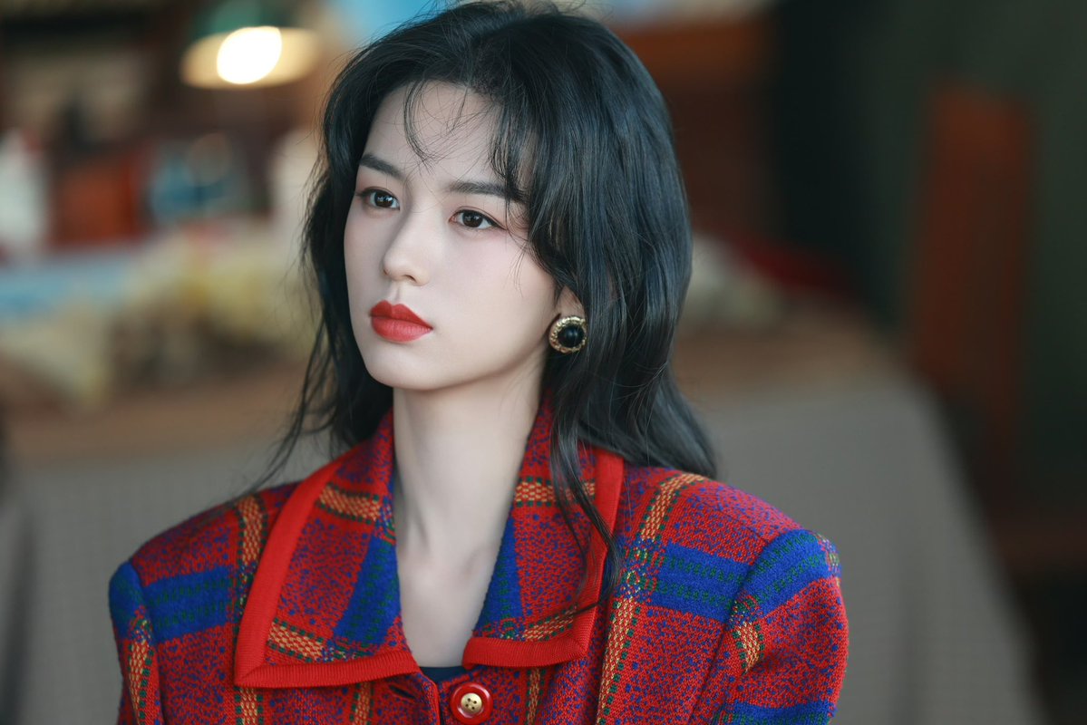 🌙 moonlit. ☎️ tweet media