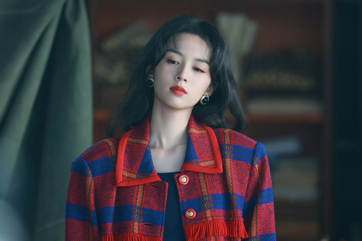 🌙 moonlit. ☎️ tweet media