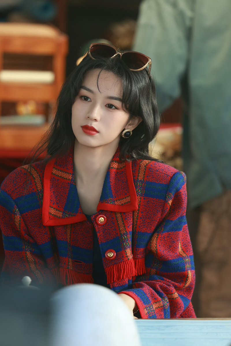 🌙 moonlit. ☎️ tweet media