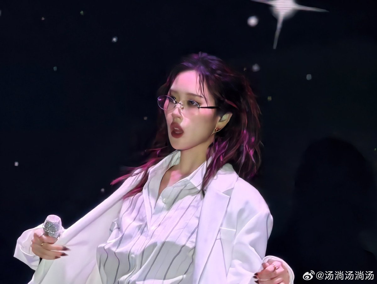 𝑱𝒊𝒆𝒚𝒖 tweet media