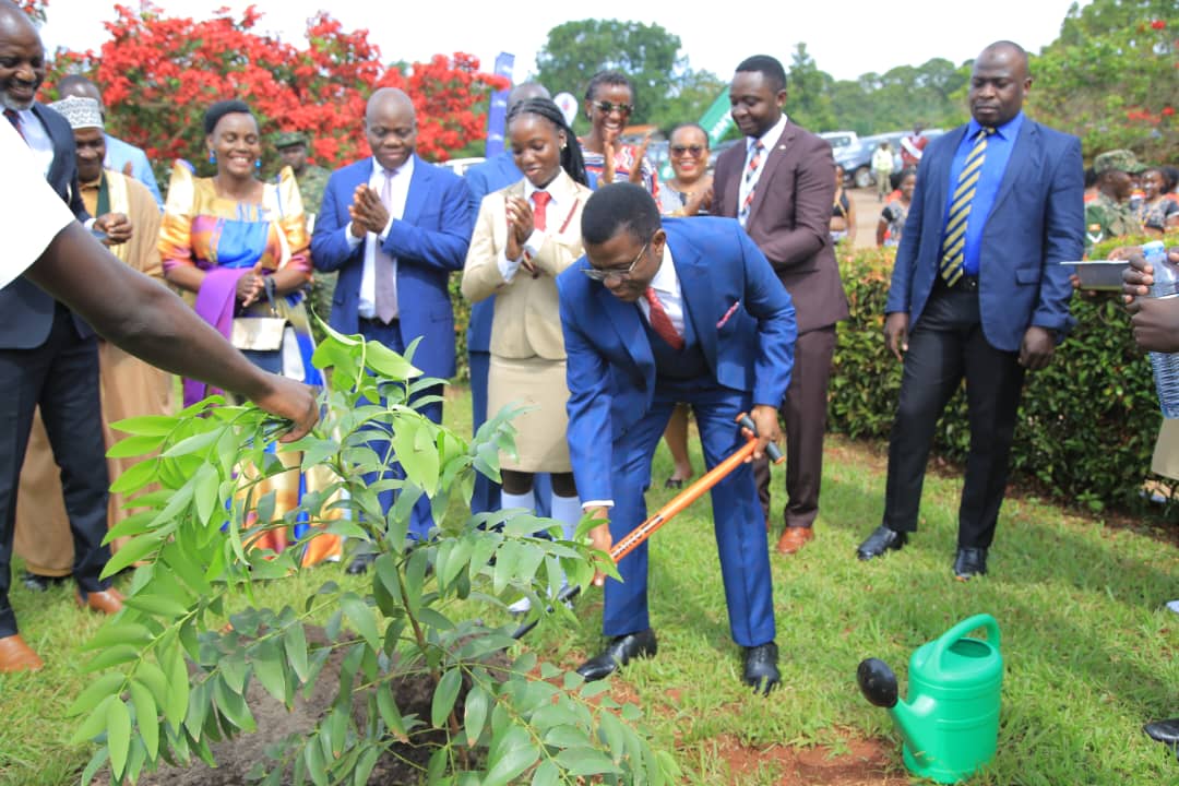 Charles Peter Mayiga tweet media