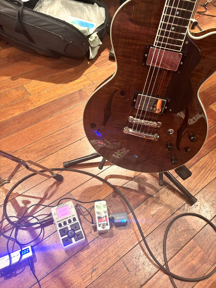 都賀ヨウ/アシノ【ギタリスト作曲家】 tweet media