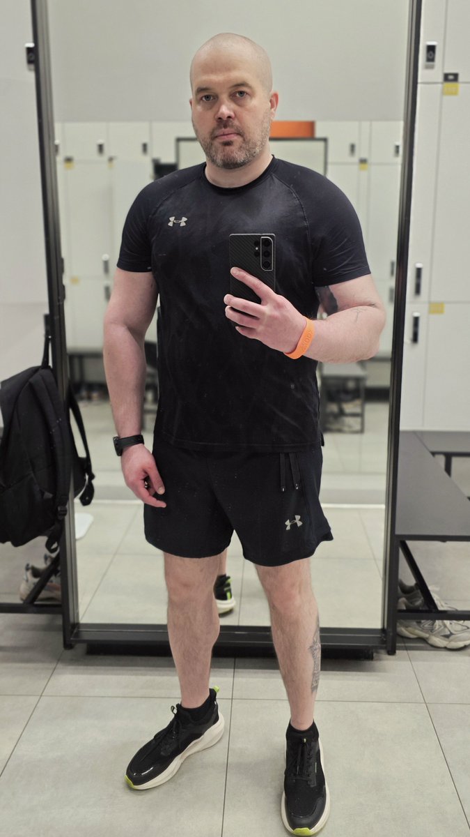 Ультравасилий и кот 𝕏 tweet media