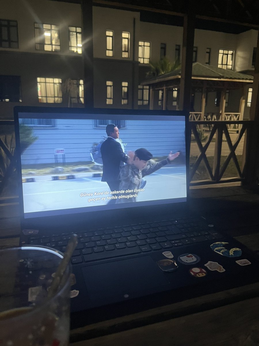 rhive🪭 tweet media